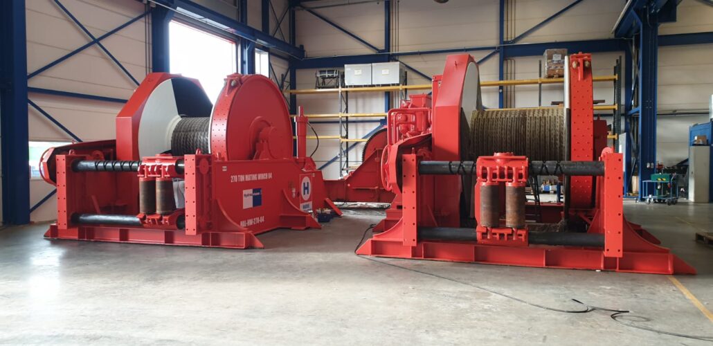 Mooring winches