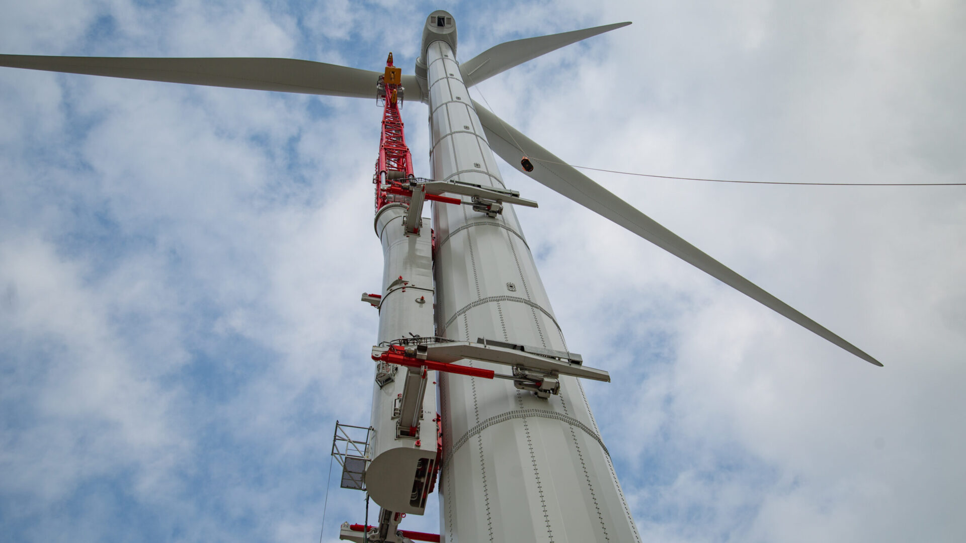 LCC climbing crane